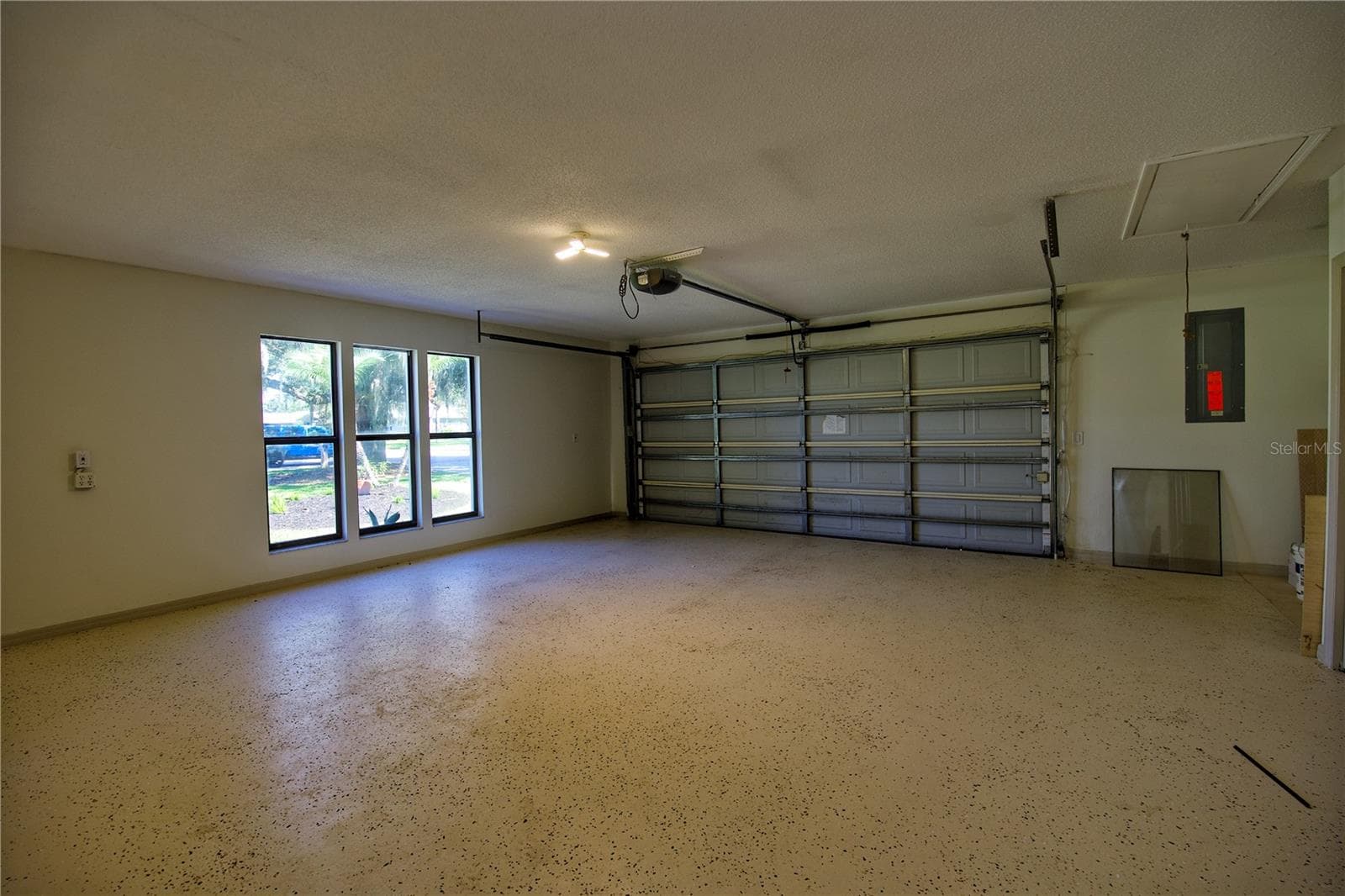 Single Family Residence at 1074 CLUB HOUSE BLVD, NEW SMYRNA BEACH, photo 39 of 59