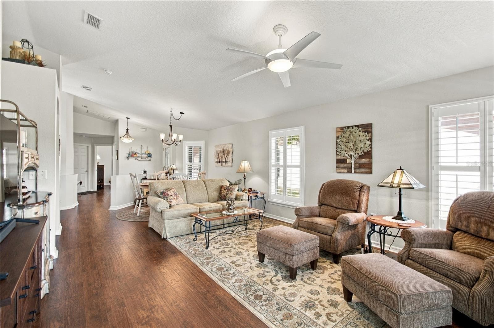 VAULTED CEILNGS - 137 RIALTO RD, POINCIANA
