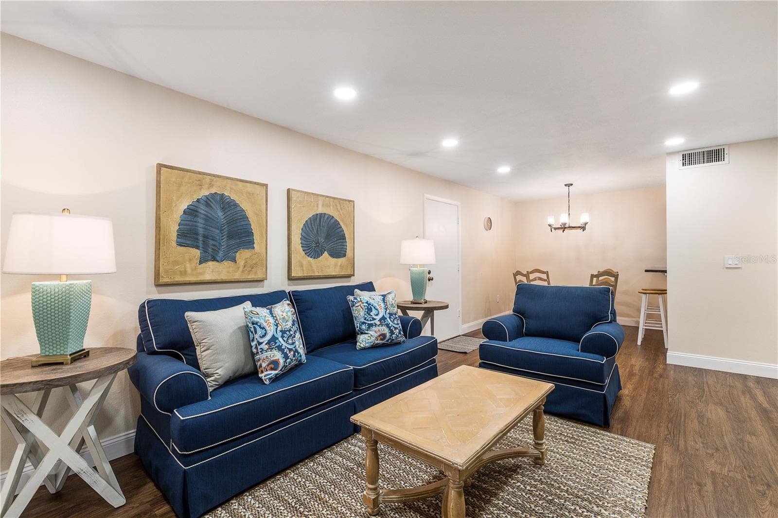 Living Room - 3231 BENEVA RD #101, SARASOTA