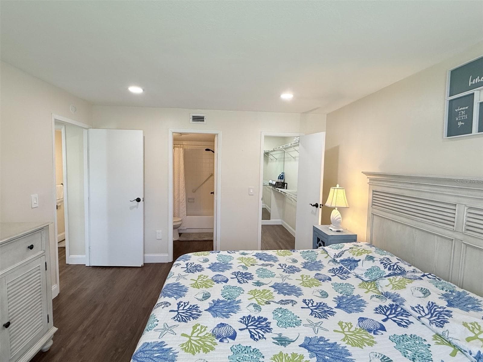 Condominium at 3231 BENEVA RD #101, SARASOTA, photo 17 of 32