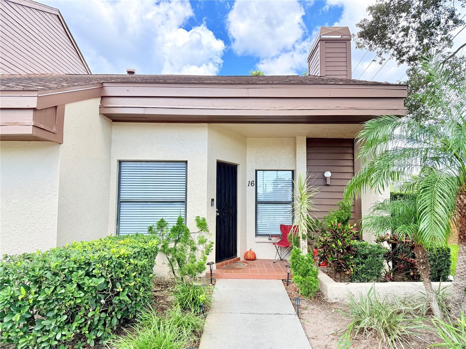 Condominium at 2816 COUNTRYBROOK DR #L16, PALM HARBOR, photo 4 of 35