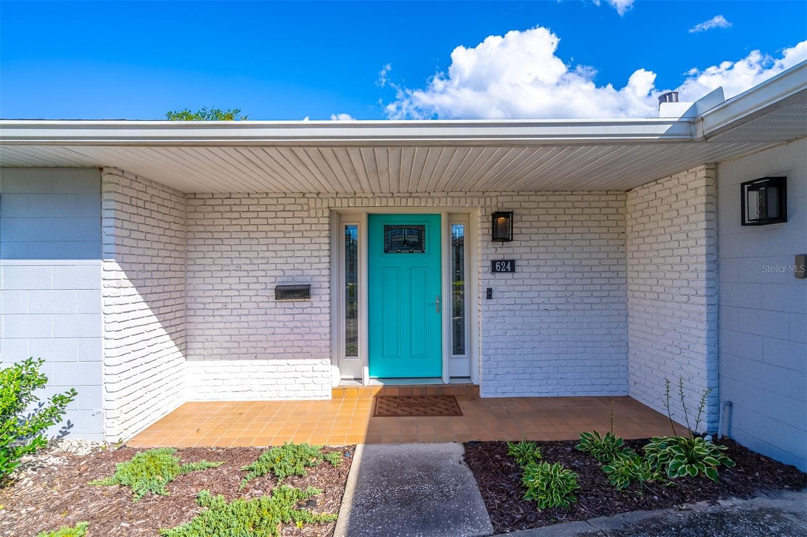 Cozy Front Porch - 624 DUNRAVEN DR, WINTER PARK