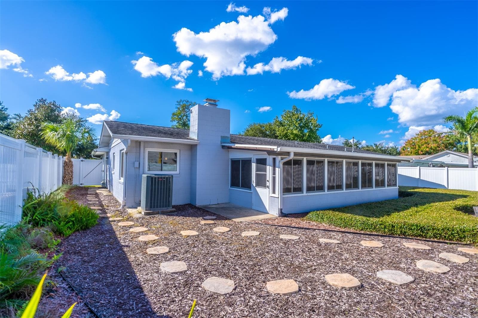 Rear Exterior - 624 DUNRAVEN DR, WINTER PARK