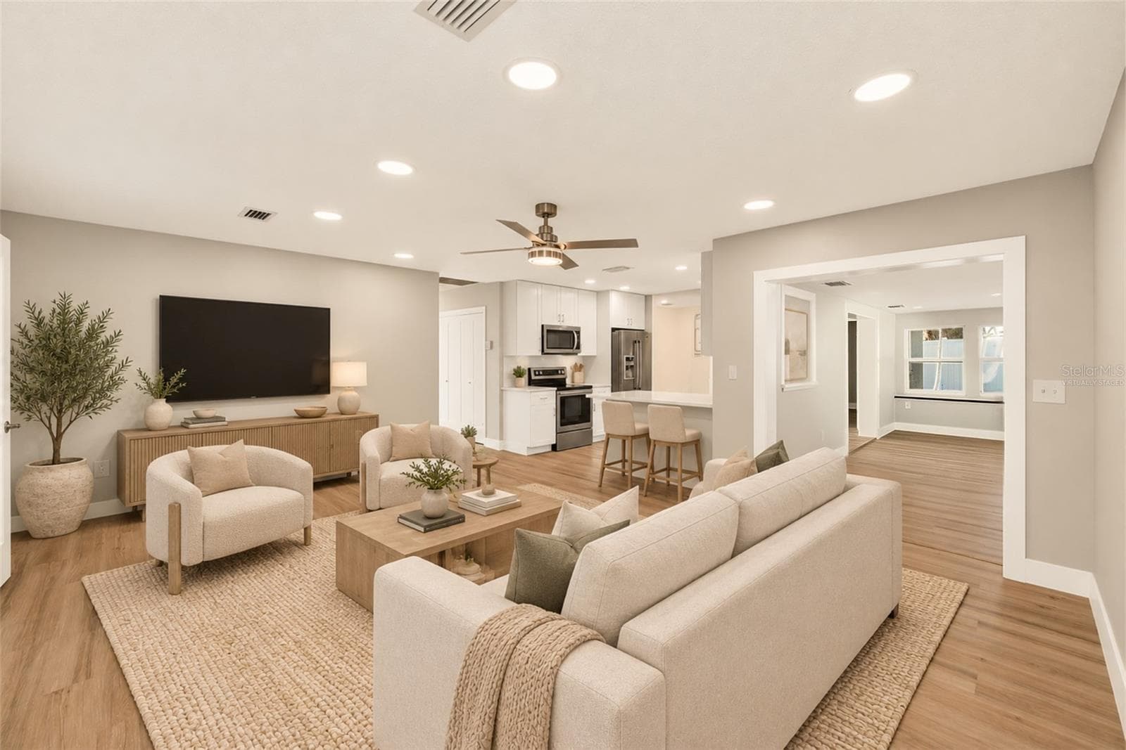 Virtually Staged - 1902 42ND ST W, BRADENTON