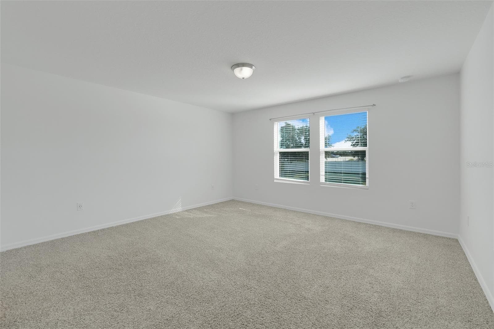 Master Bedroom - 2401 WHITE TAIL ST, DAVENPORT