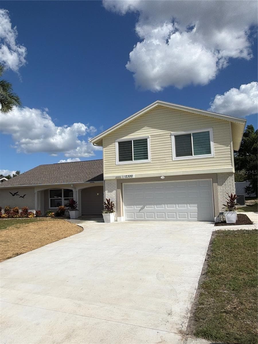 Single Family Residence at 12300 QUAIL RUN ROW, HUDSON, photo 2 of 26
