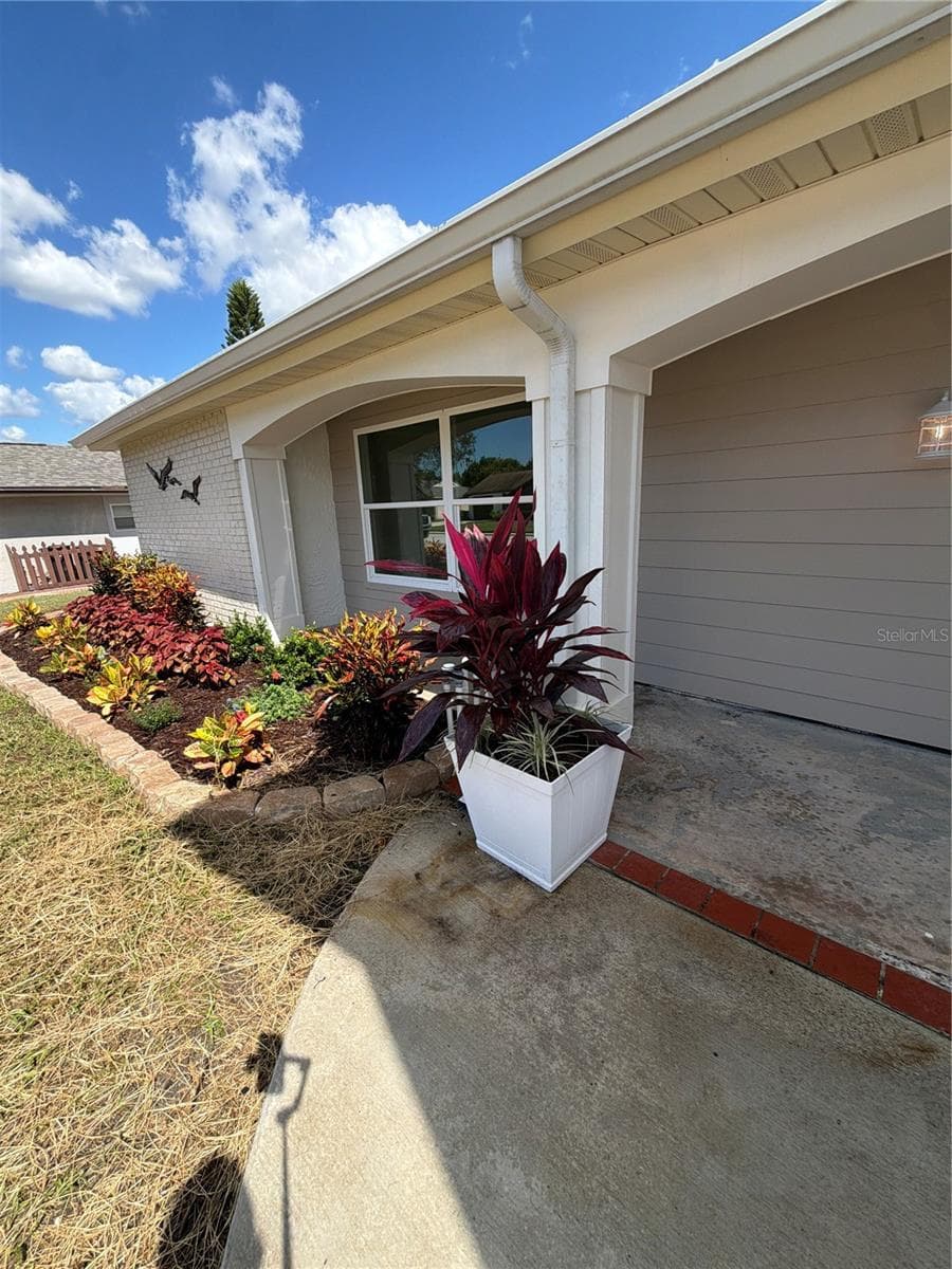 Single Family Residence at 12300 QUAIL RUN ROW, HUDSON, photo 4 of 26