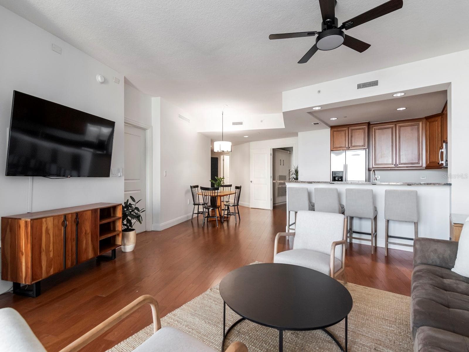 Condominium at 450 KNIGHTS RUN AVE #803, TAMPA, photo 5 of 62