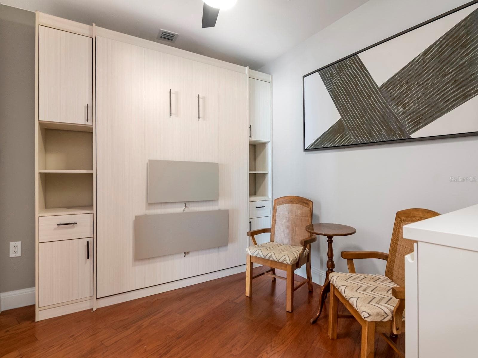 2nd Bedroom/Den with Murphy Bed - 450 KNIGHTS RUN AVE #803, TAMPA