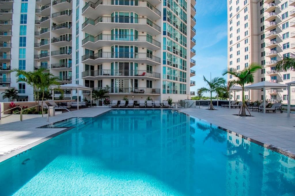 Condominium at 450 KNIGHTS RUN AVE #803, TAMPA, photo 39 of 62