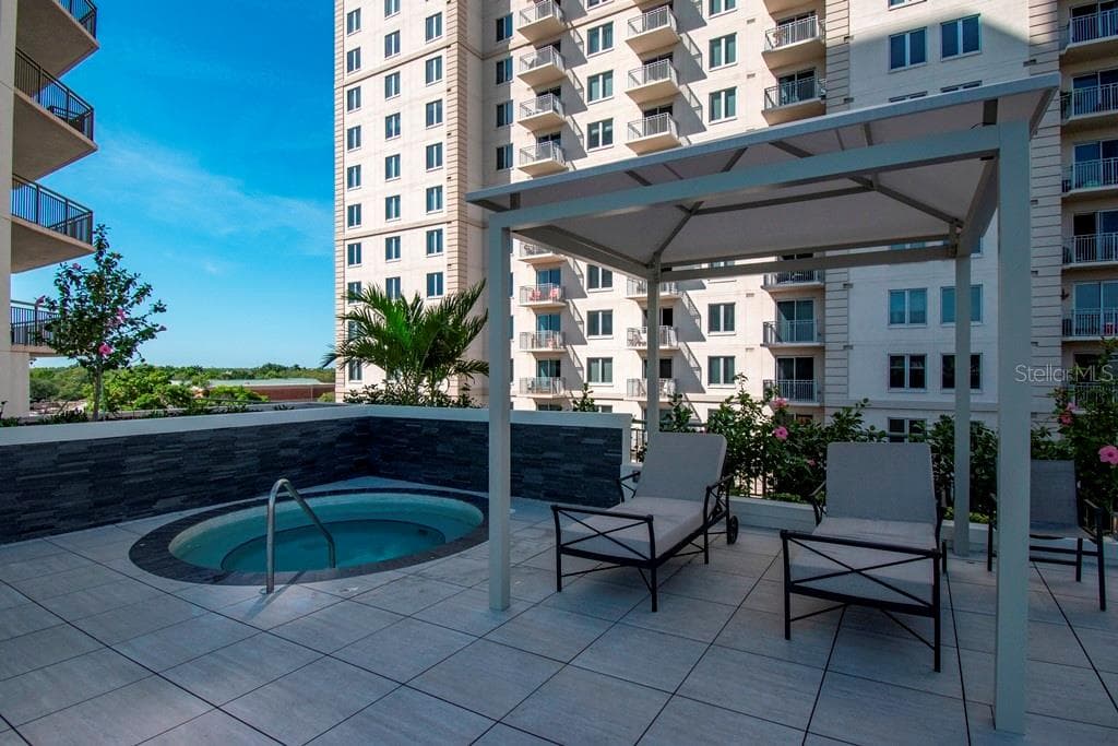 Condominium at 450 KNIGHTS RUN AVE #803, TAMPA, photo 48 of 62