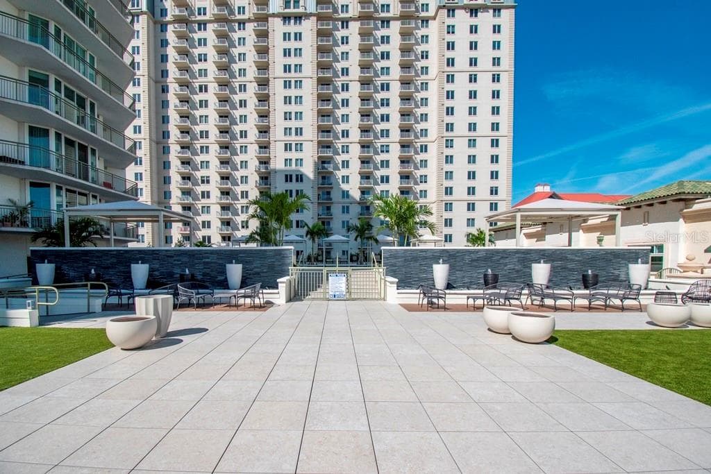 Condominium at 450 KNIGHTS RUN AVE #803, TAMPA, photo 52 of 62