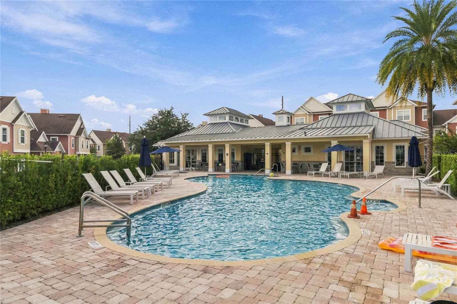 Townhouse at 2608 SUNRISE SHORES DR, KISSIMMEE, photo 39 of 53