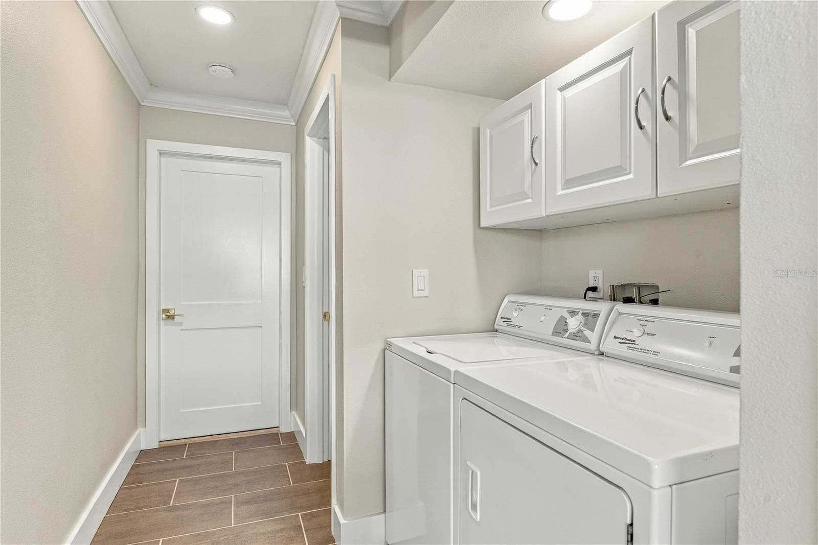 Laundry and 3rd bath area - 5449 BOWLINE BND, NEW PORT RICHEY