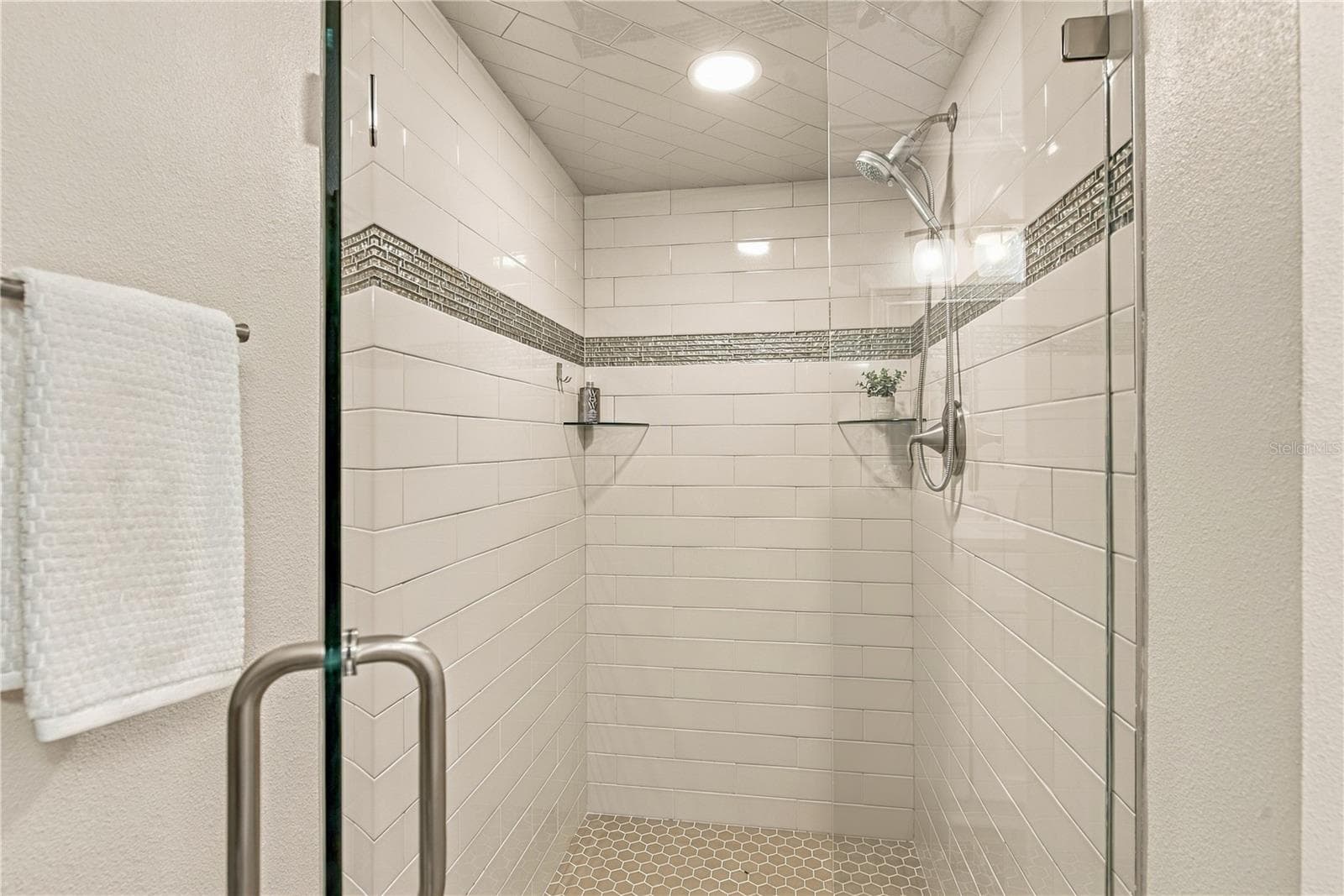 3rd Pool bath - 5449 BOWLINE BND, NEW PORT RICHEY