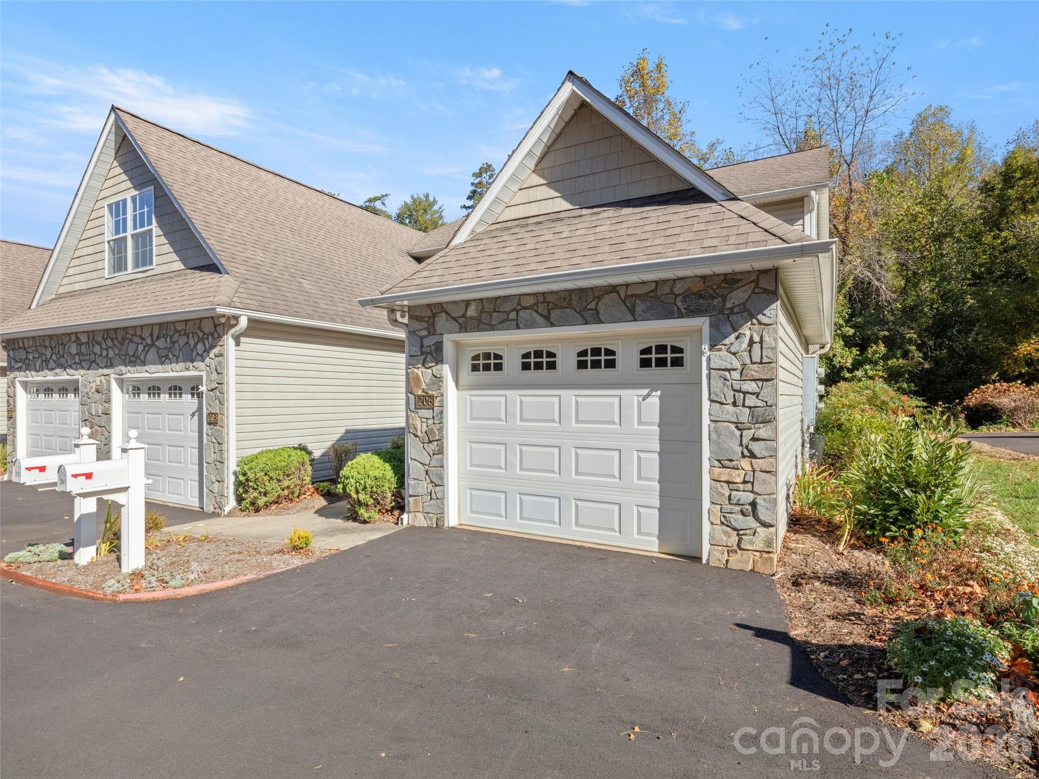 Condominium at 206 Waters Edge Drive, Weaverville, photo 2 of 27