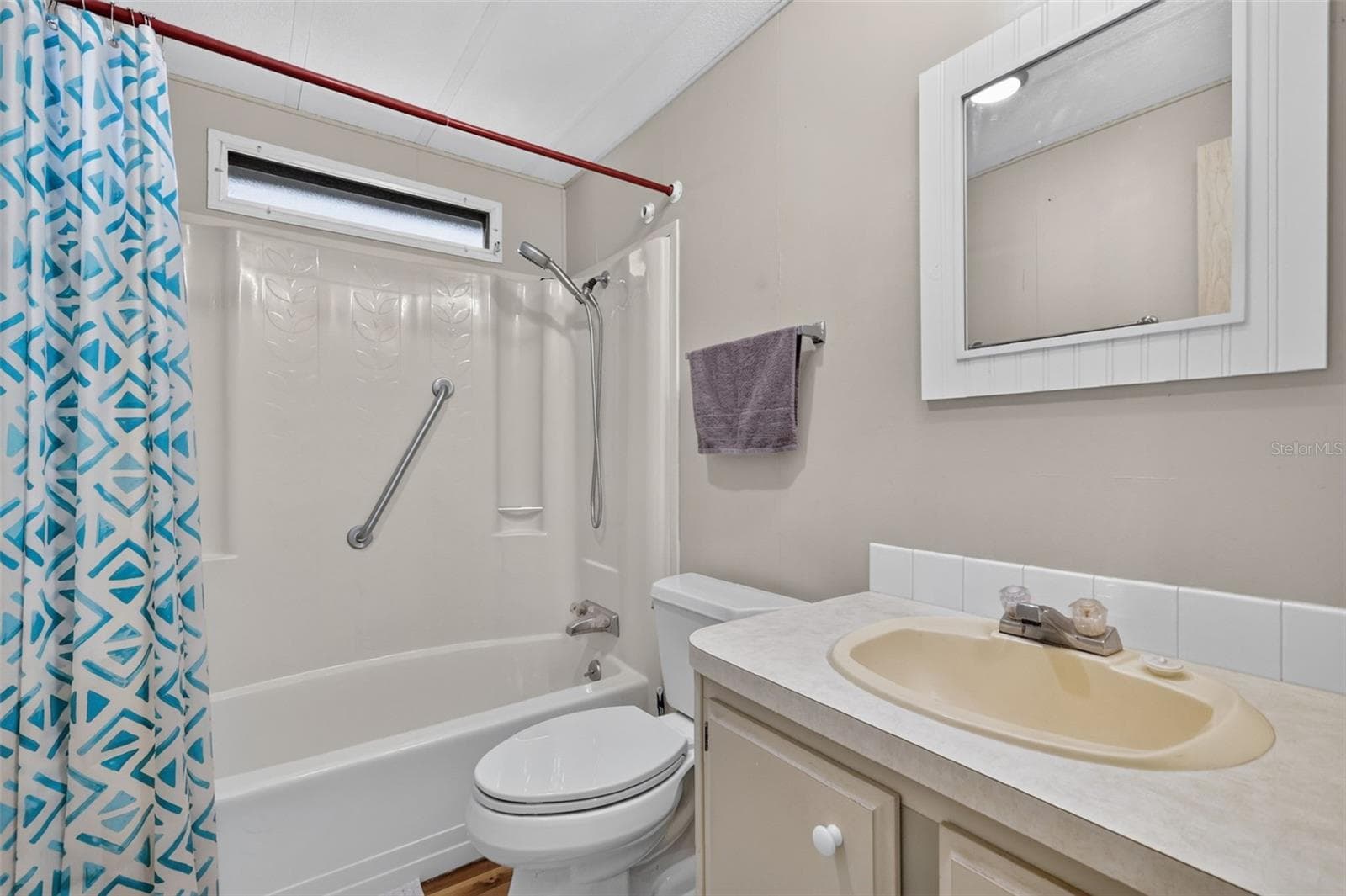 Guest bath - 2005 STACEY DR, MOUNT DORA