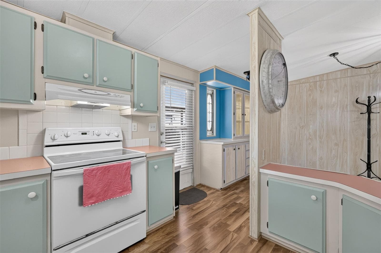 Manufactured Home at 2005 STACEY DR, MOUNT DORA, photo 22 of 41