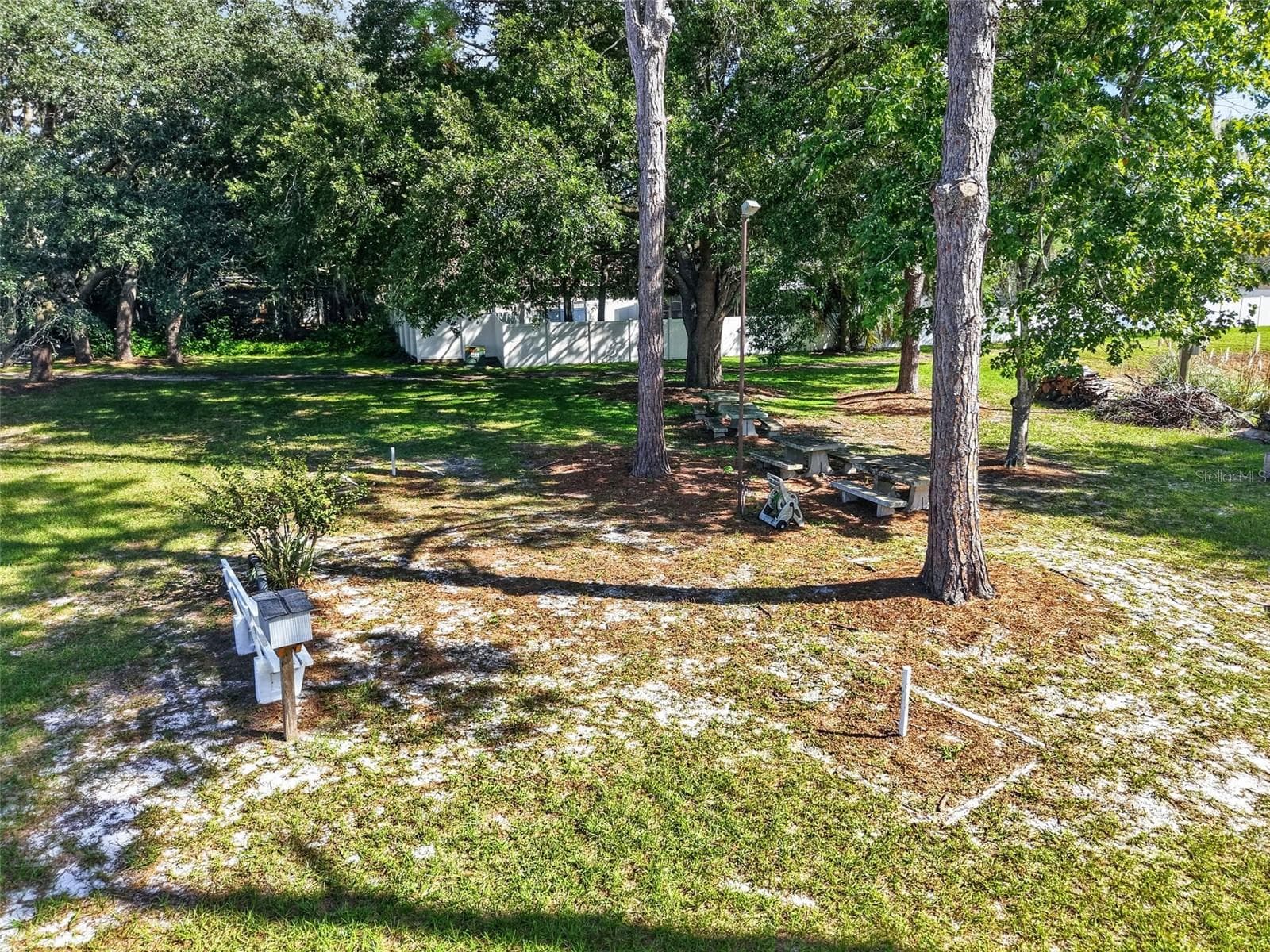 Manufactured Home at 2005 STACEY DR, MOUNT DORA, photo 32 of 41
