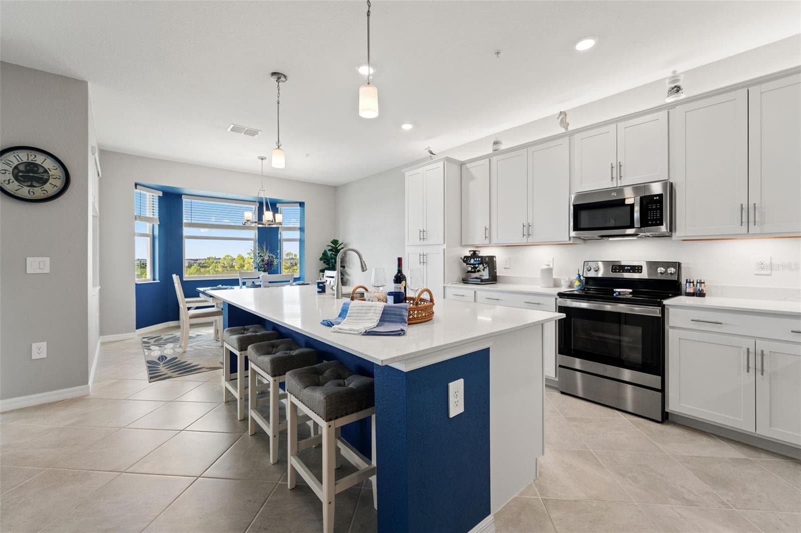 Condominium at 12280 WELLEN GOLF ST #402, VENICE, photo 2 of 49