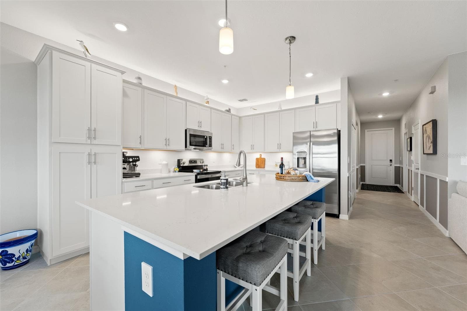 Condominium at 12280 WELLEN GOLF ST #402, VENICE, photo 6 of 49