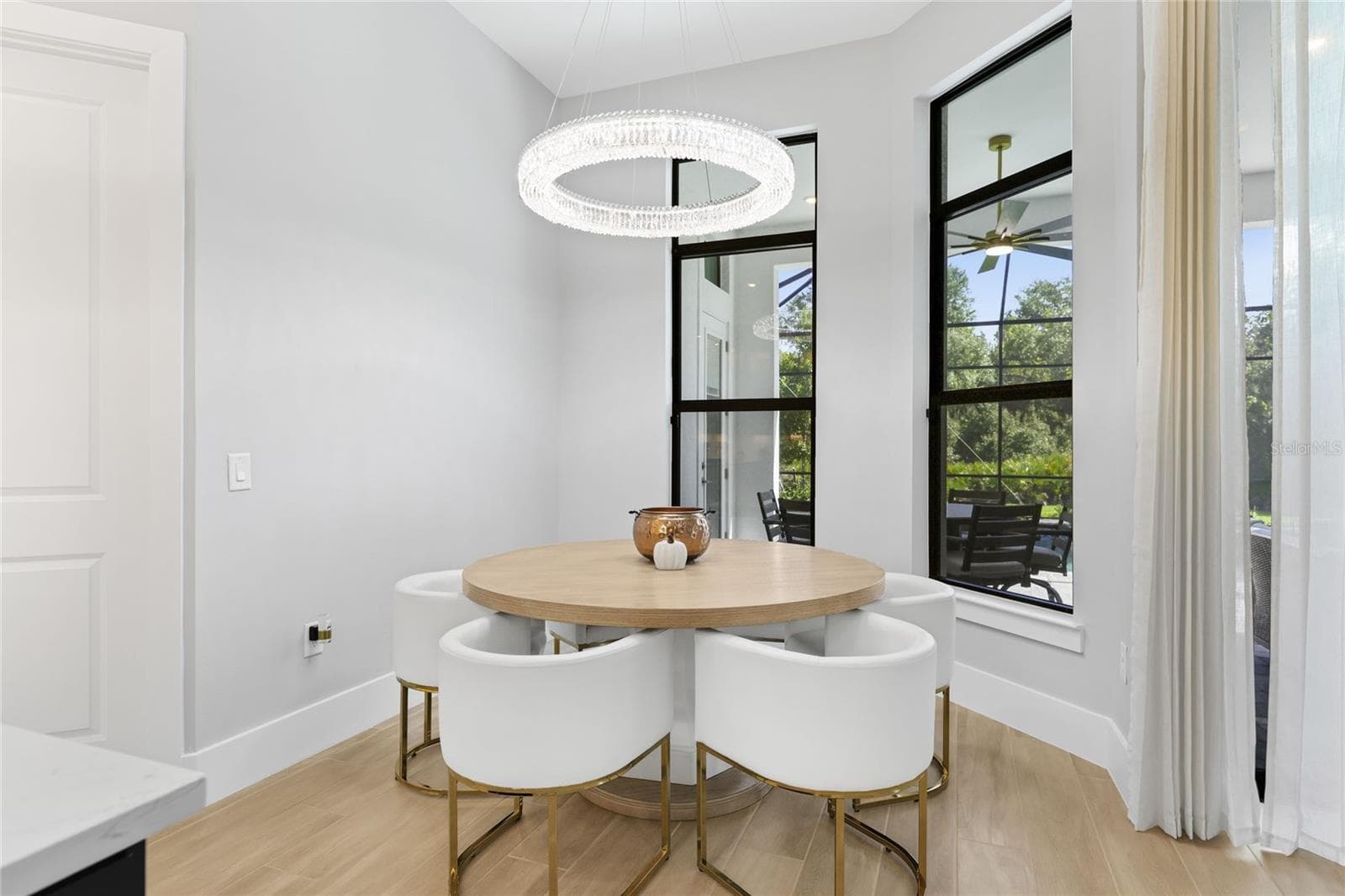 Eat in Kitchen area overlooking the Lanai and Pool. - 14726 EAGLE BRANCH DR, NOKOMIS
