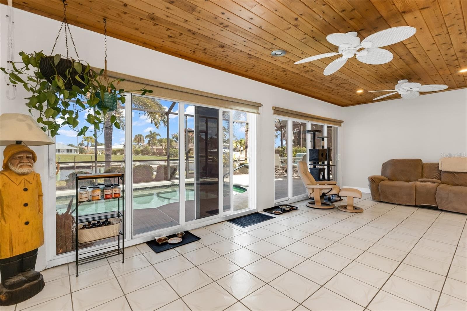 Single Family Residence at 536 MATARES DR, PUNTA GORDA, photo 32 of 56