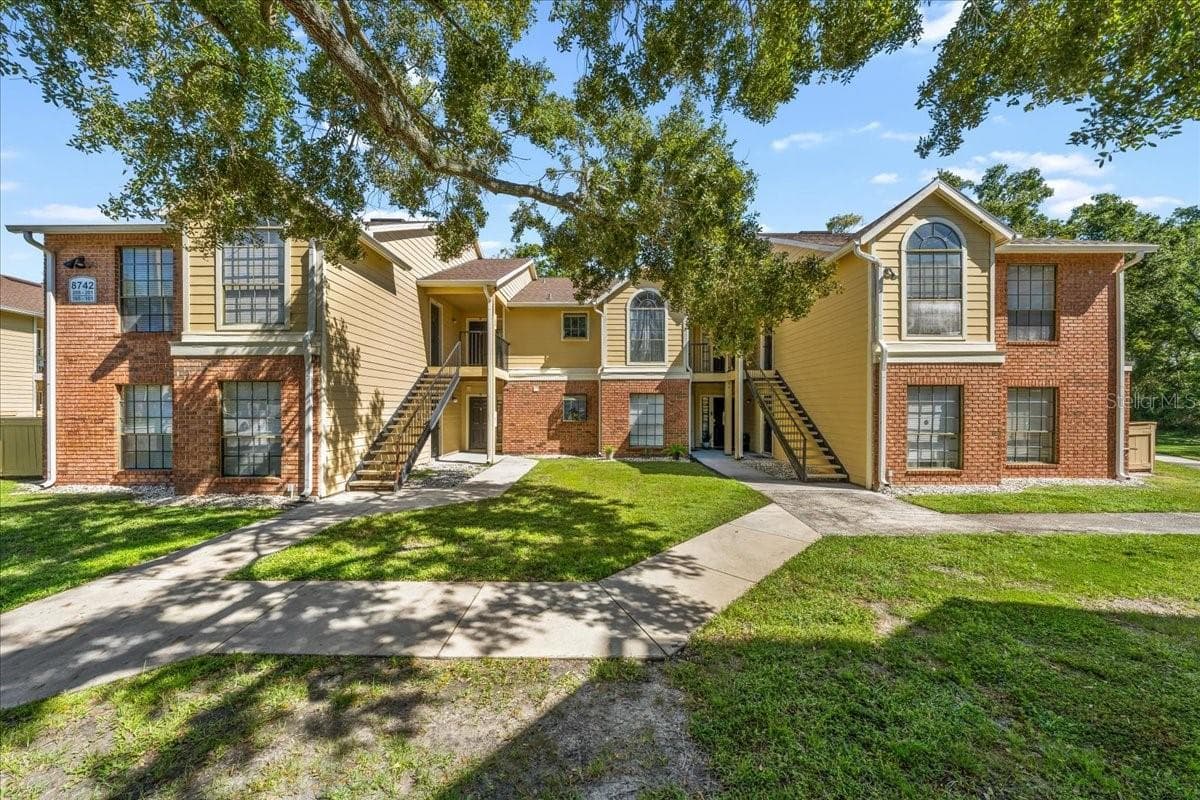 Condominium at 8742 MALLARD RESERVE DR #203, TAMPA, photo 11 of 13