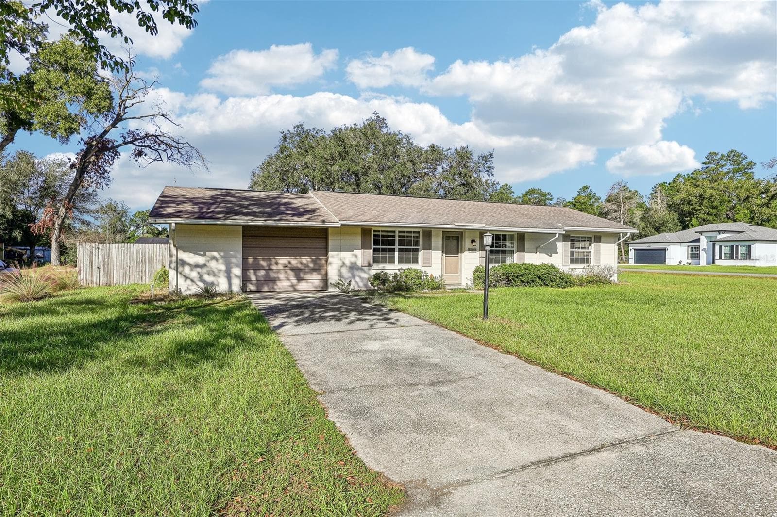 Single Family Residence at 14152 SW 42ND TERRACE RD, OCALA, photo 2 of 34