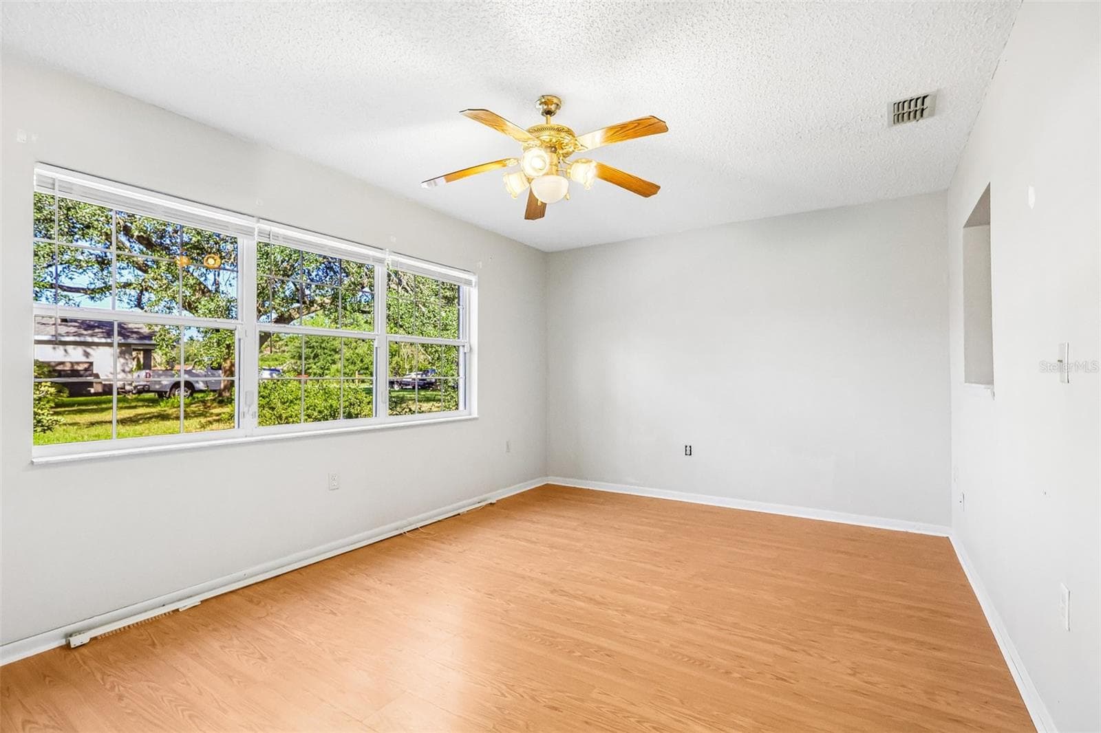 Single Family Residence at 14152 SW 42ND TERRACE RD, OCALA, photo 14 of 34