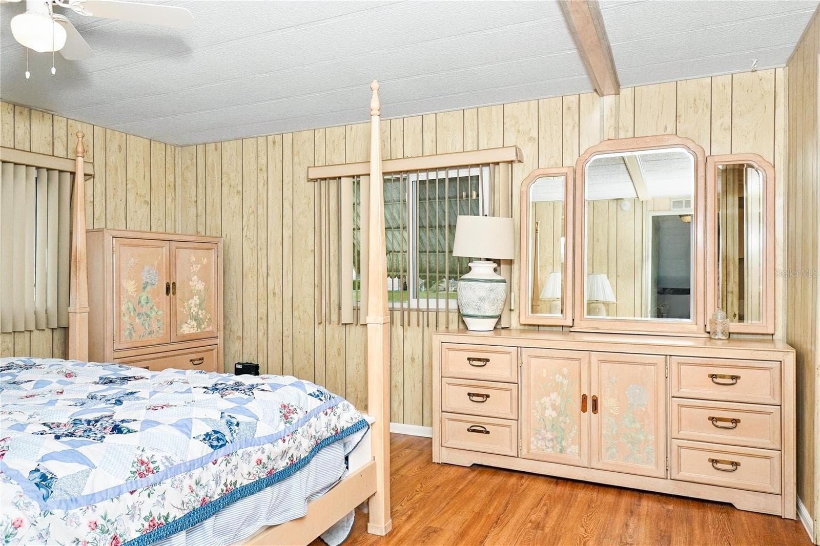 Manufactured Home at 142 DUCHESS AVE, NOKOMIS, photo 9 of 16