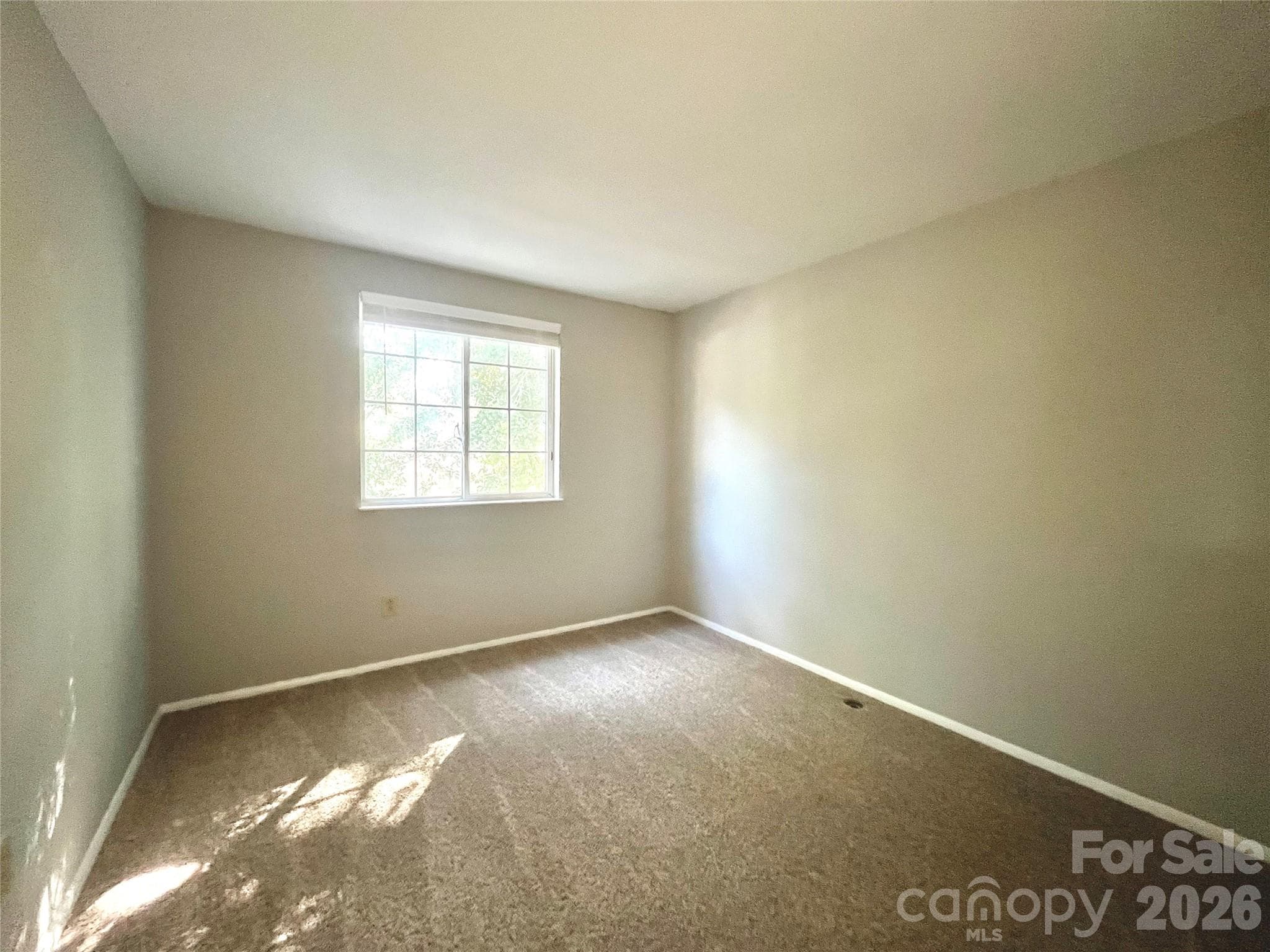 Townhouse at 8234 Knights Bridge Road, Charlotte, photo 13 of 16