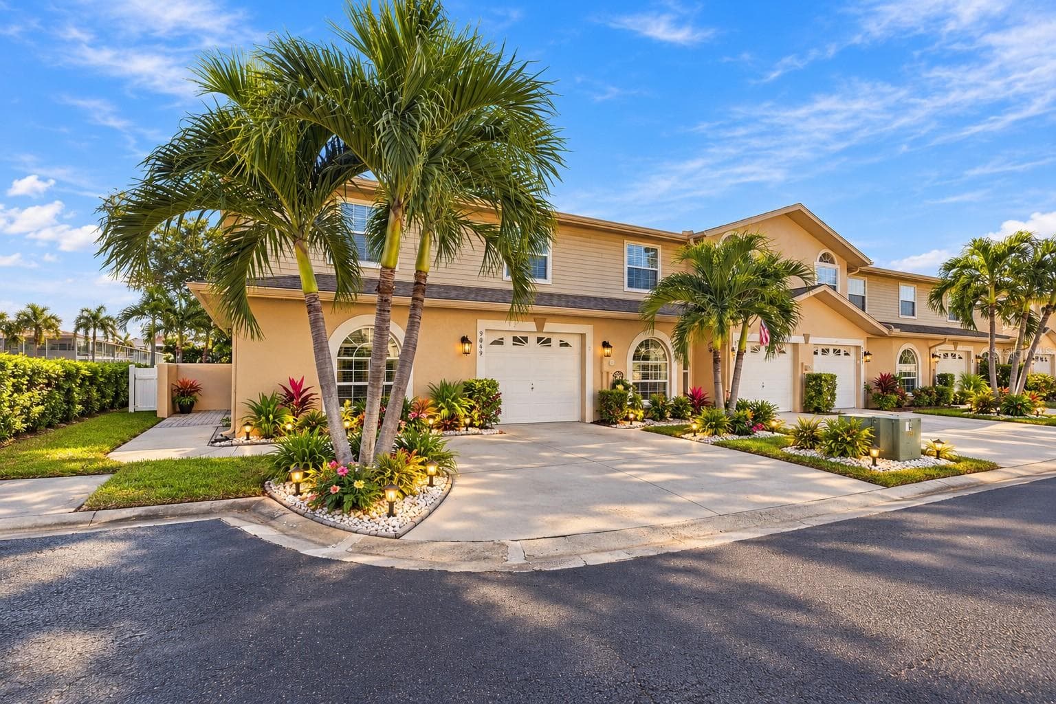 Townhouse at 9049 ANTIGUA DR, SEMINOLE, photo 3 of 56