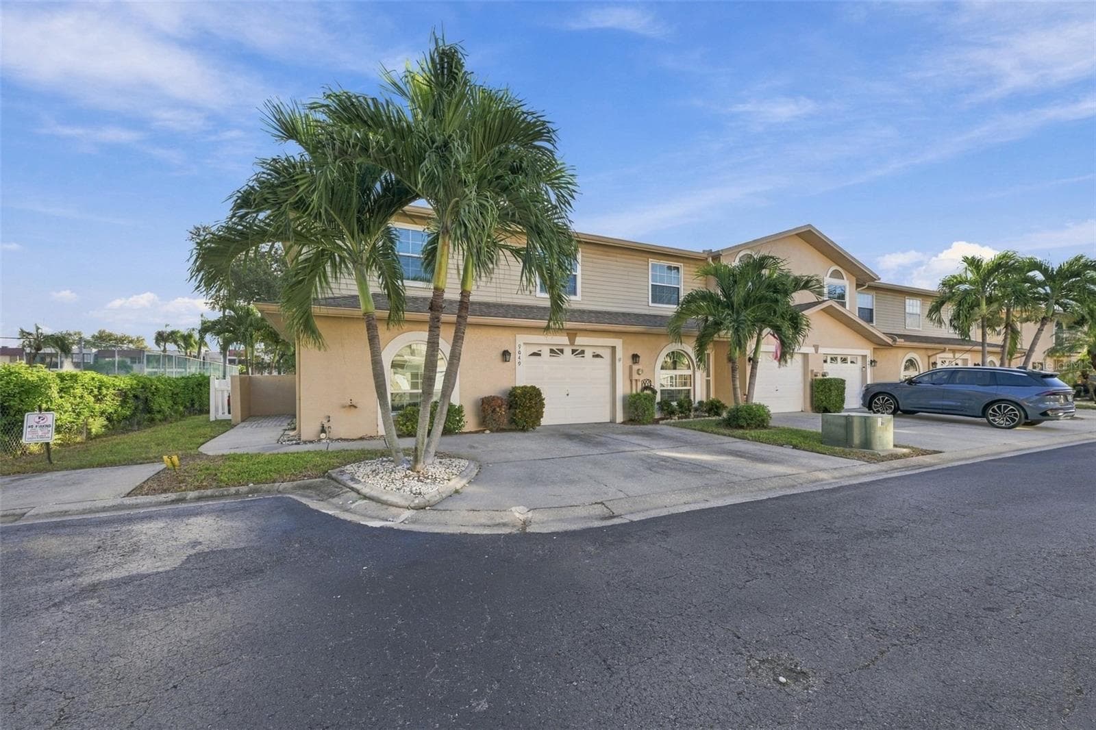Townhouse at 9049 ANTIGUA DR, SEMINOLE, photo 4 of 56