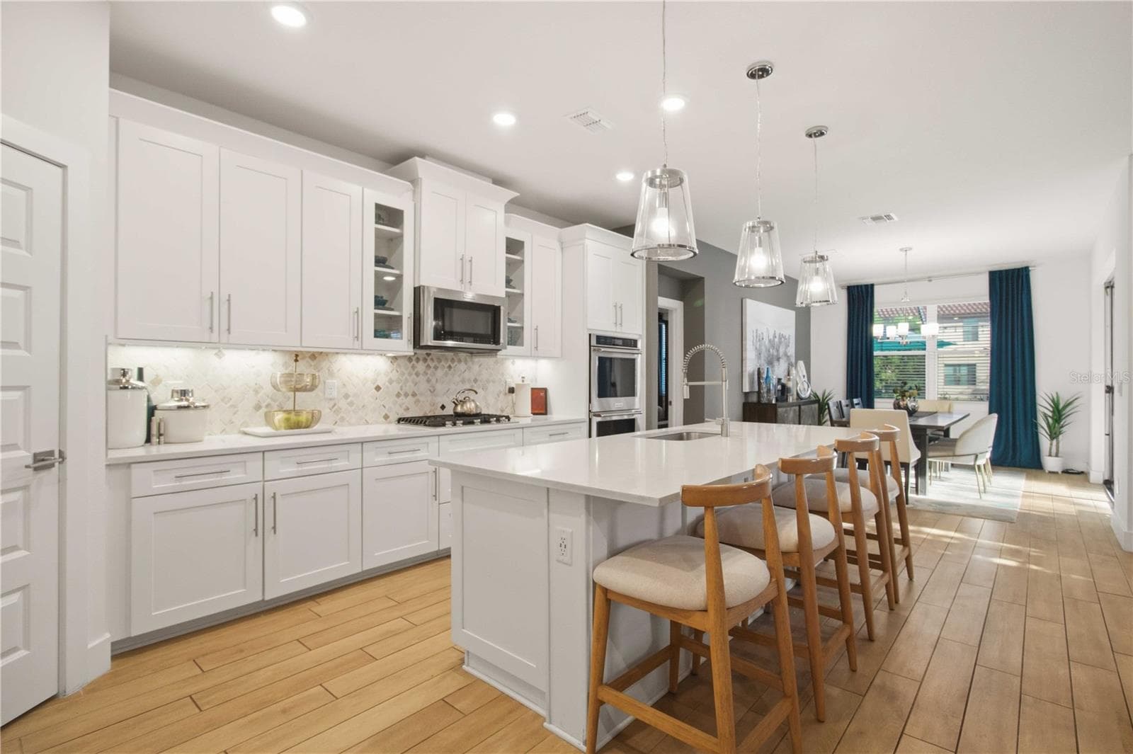 Single Family Residence at 13721 FLAT WOODS TER, BRADENTON, photo 11 of 68