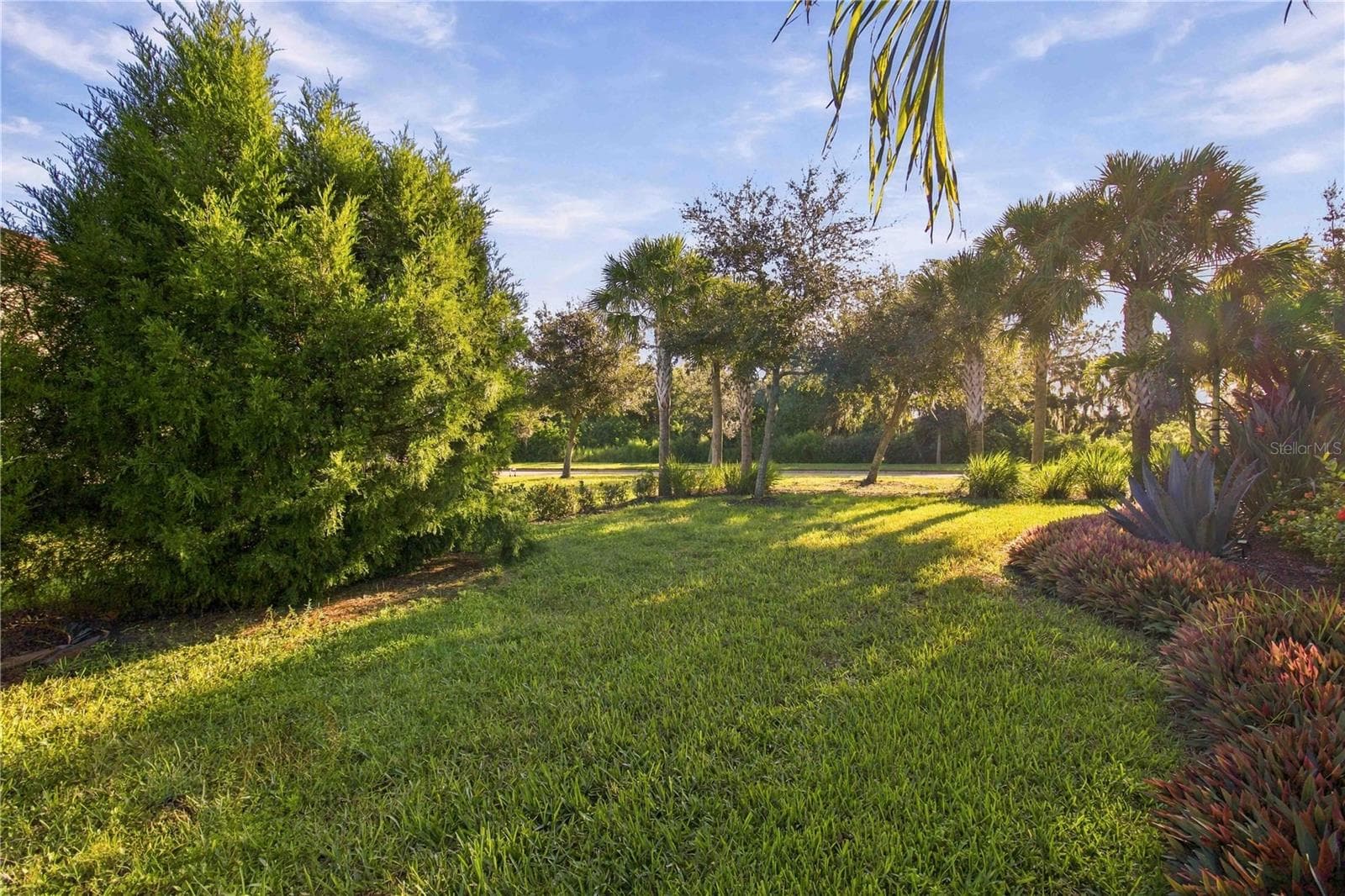 Single Family Residence at 13721 FLAT WOODS TER, BRADENTON, photo 41 of 68