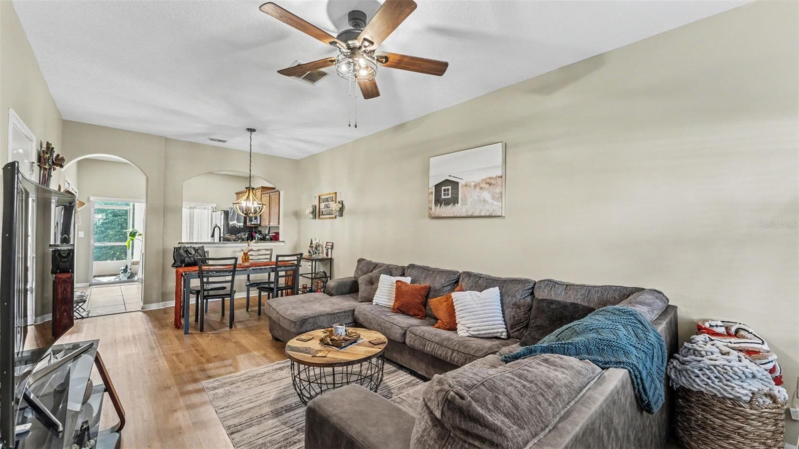 Townhouse at 4171 SHADE TREE LN, LAKELAND, photo 5 of 46