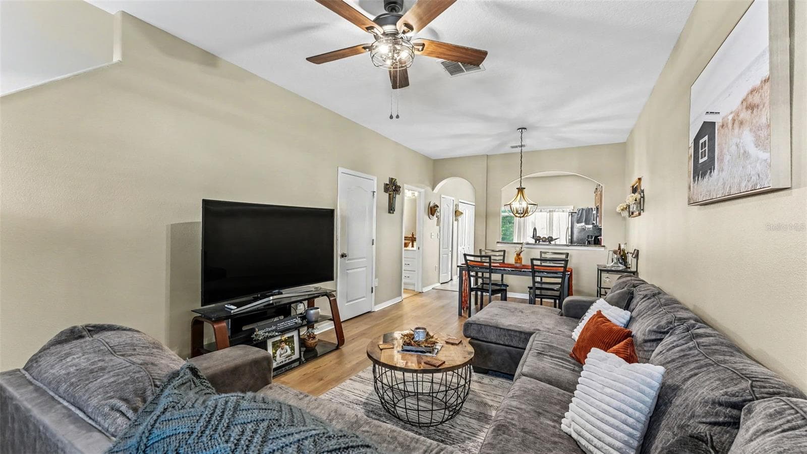 Townhouse at 4171 SHADE TREE LN, LAKELAND, photo 6 of 46