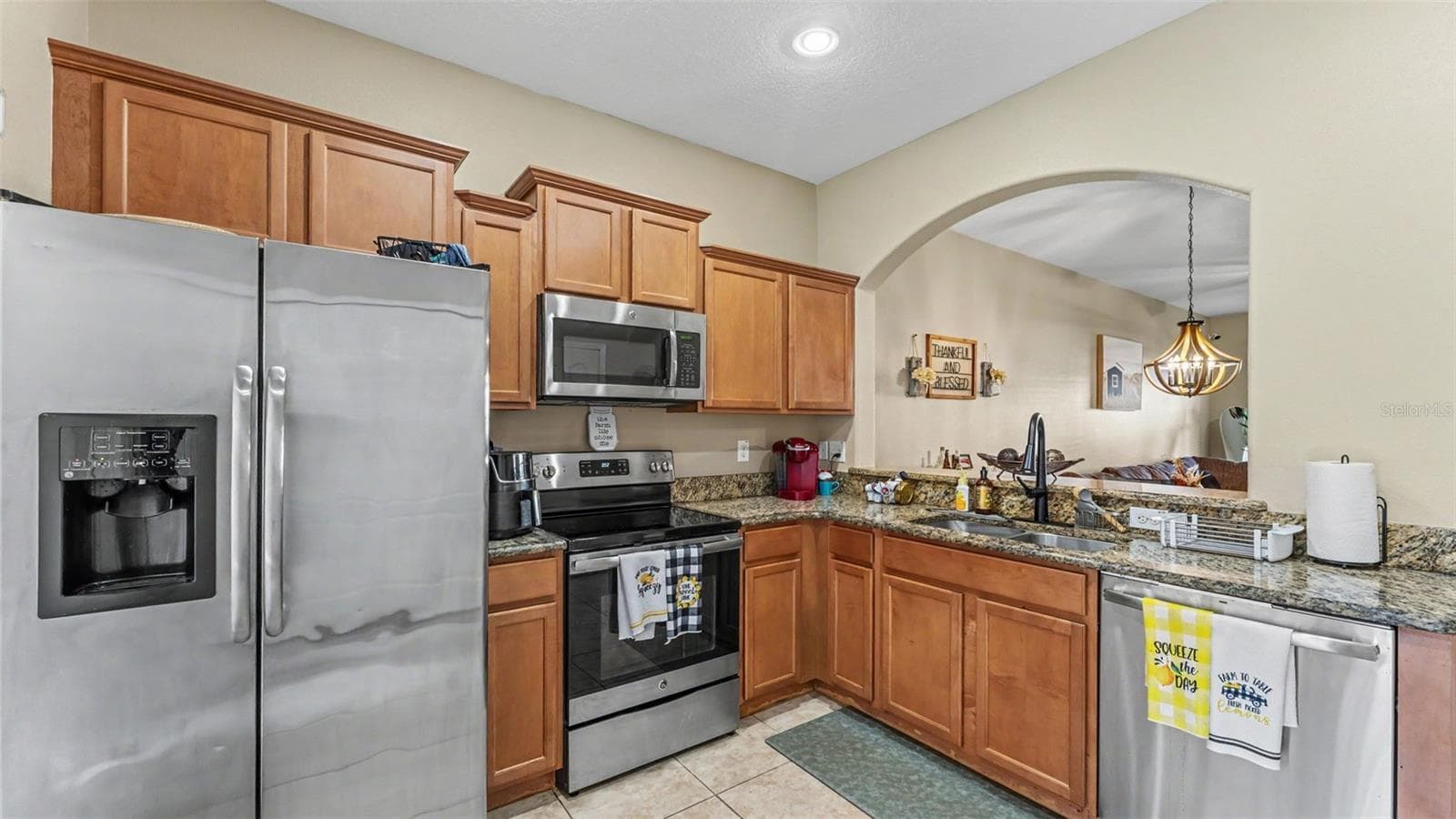 Townhouse at 4171 SHADE TREE LN, LAKELAND, photo 14 of 46