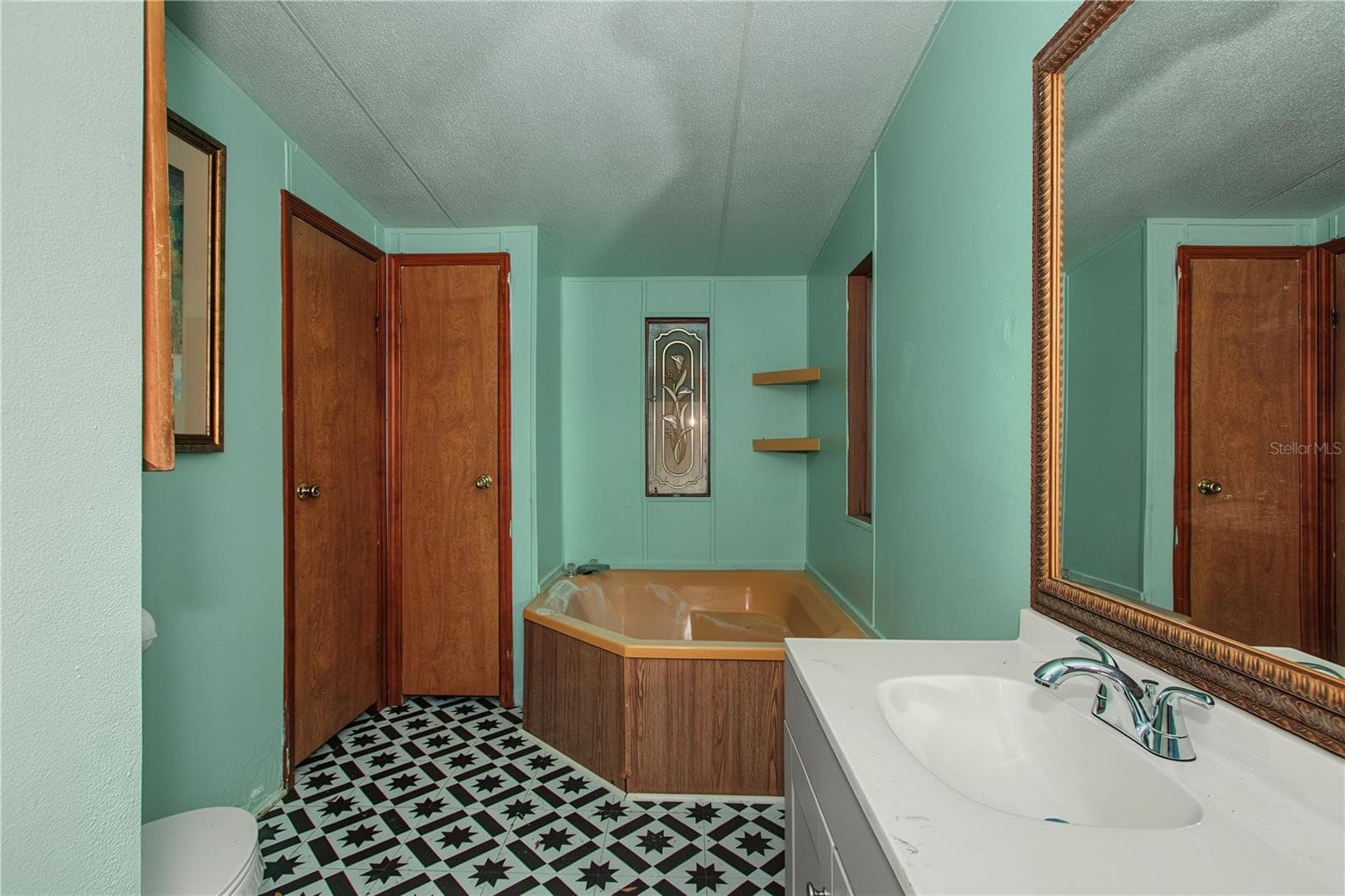 Manufactured Home at 5530 SE 41ST ST, OCALA, photo 11 of 20