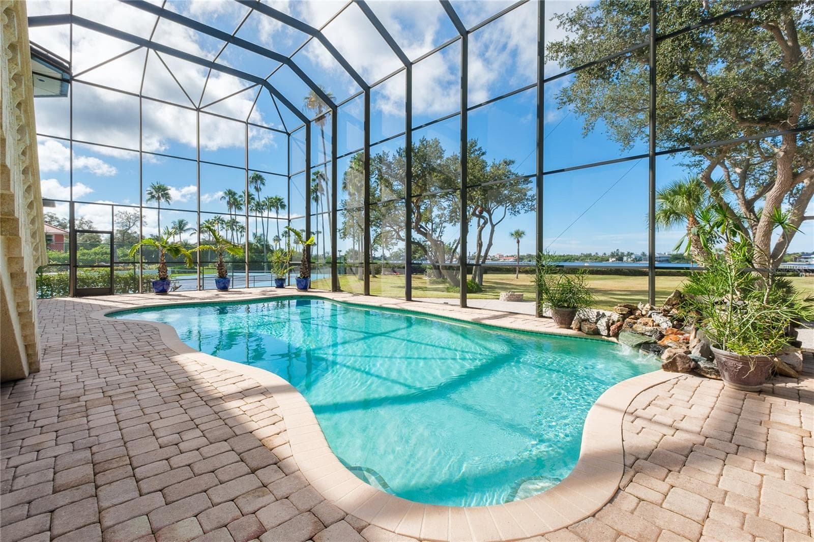Saltwater, heated pool - 1930 BAYSHORE DR, ENGLEWOOD