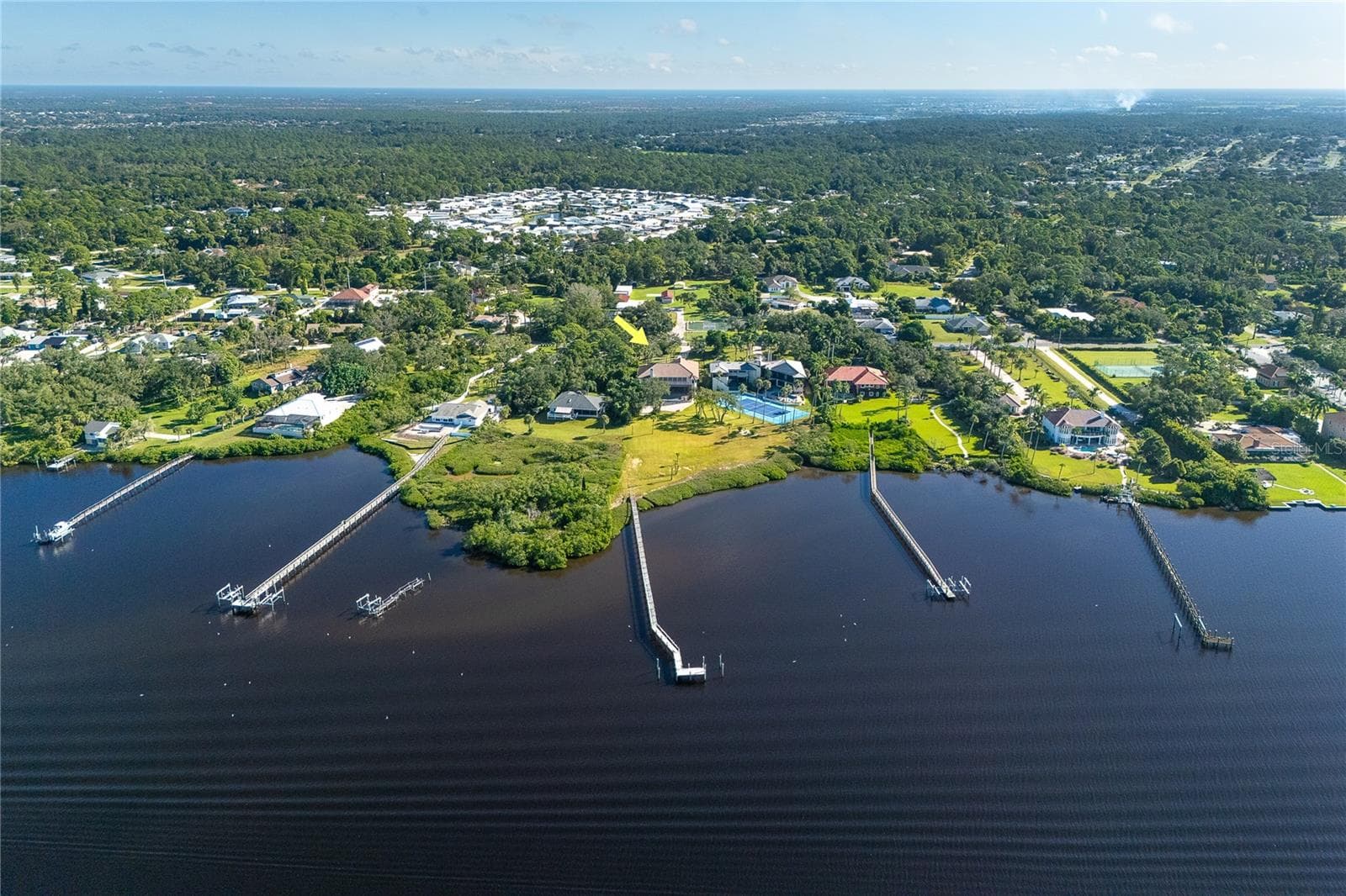 Enjoy direct Bay frontage with a dock & pilings already in place - 1930 BAYSHORE DR, ENGLEWOOD