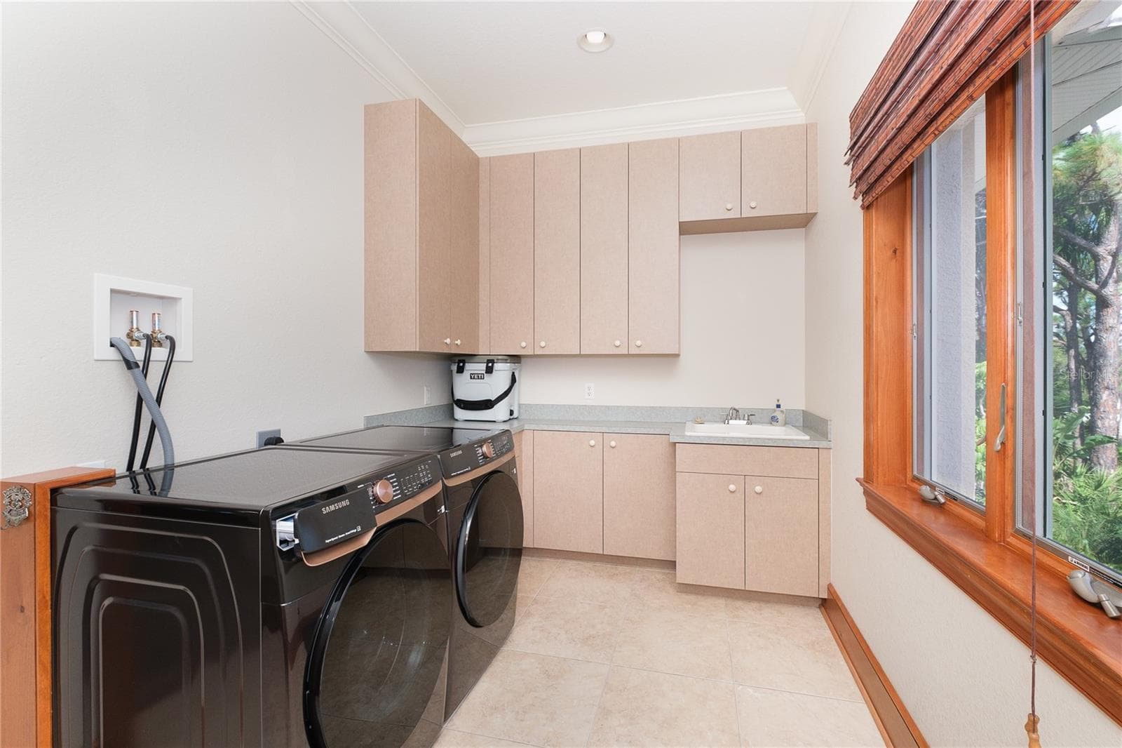 Laundry Room - 1930 BAYSHORE DR, ENGLEWOOD