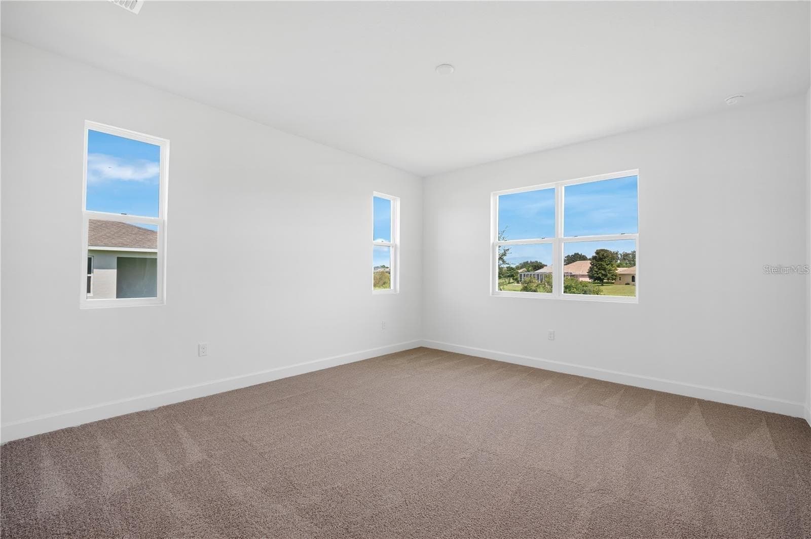 Single Family Residence at 9196 PLAYERS DR, WEEKI WACHEE, photo 26 of 32
