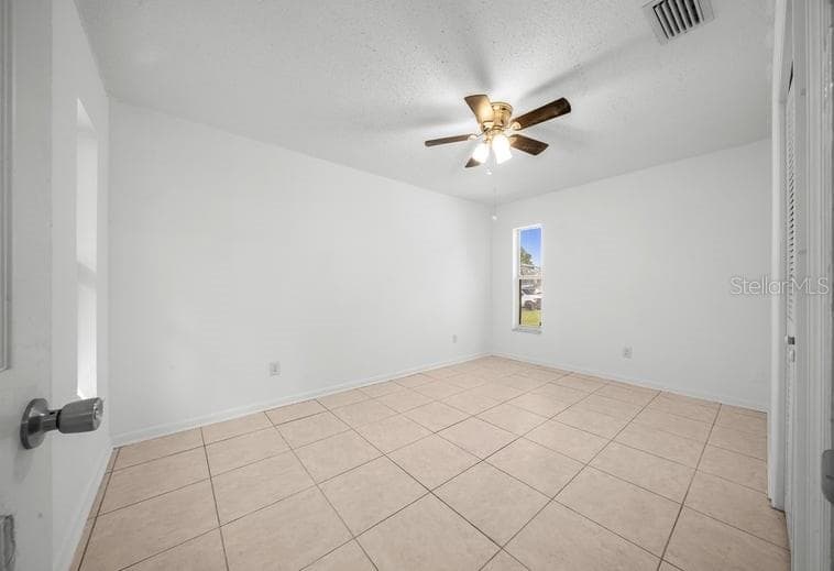Single Family Residence at 10 EMERALD RUN, OCALA, photo 21 of 41
