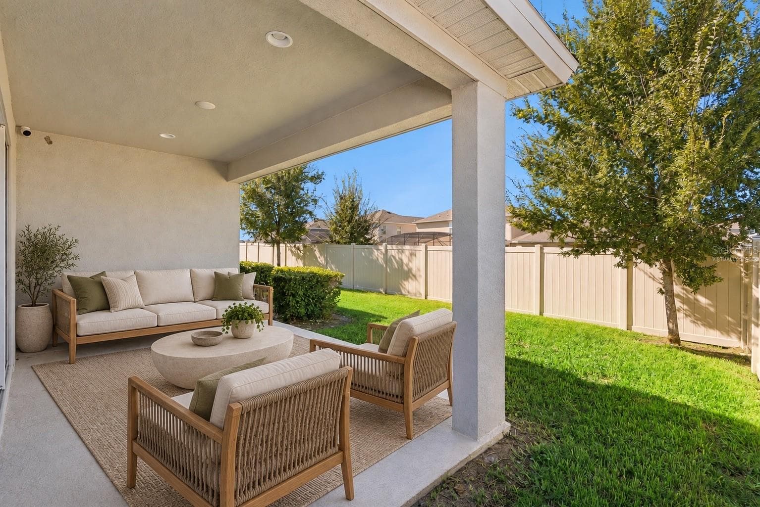 Virtually Staged Patio - 4417 LIONS GATE AVE, CLERMONT