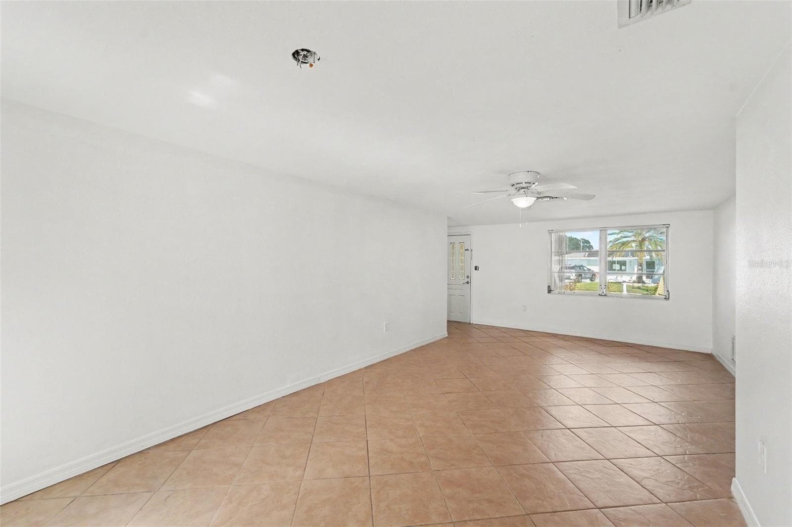 Single Family Residence at 5632 FESTIVO DR, HOLIDAY, photo 4 of 31