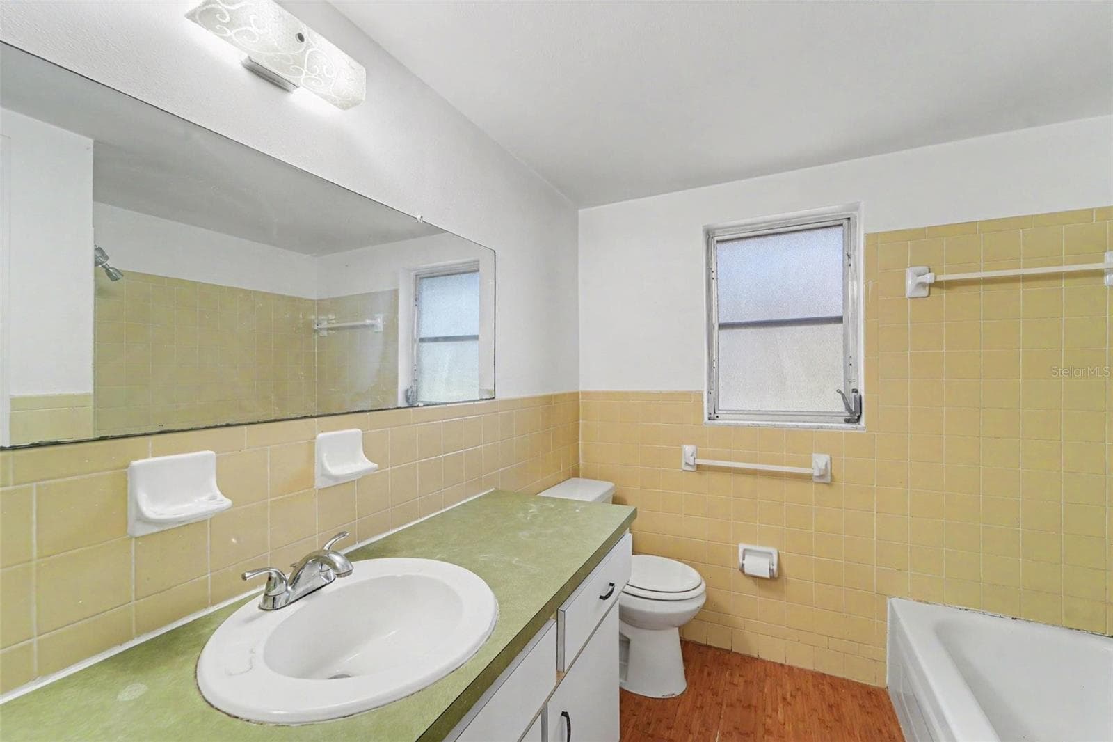 Single Family Residence at 5632 FESTIVO DR, HOLIDAY, photo 17 of 31
