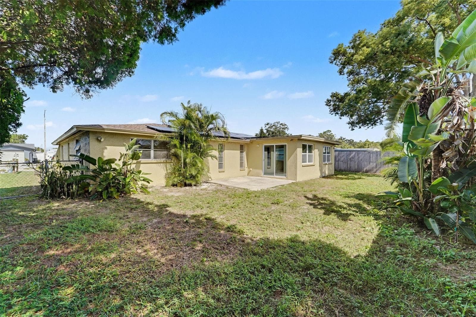 Single Family Residence at 5632 FESTIVO DR, HOLIDAY, photo 29 of 31