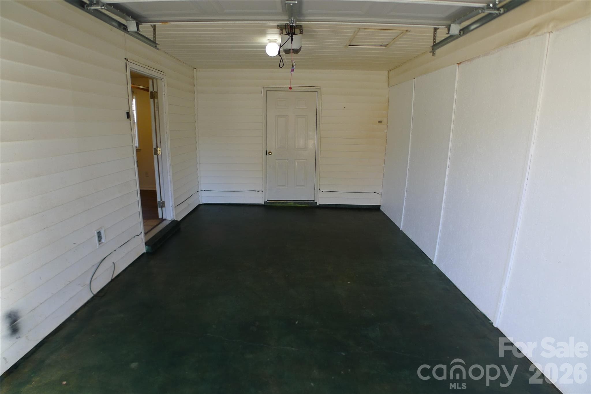 Single Family Residence at 133 Windward Circle, Mocksville, photo 14 of 25